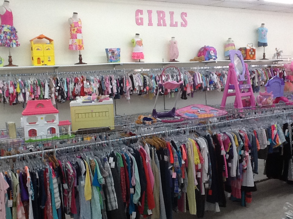 Good clothing clearance stores for girls